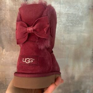 Ugg Australia Kandice kids size 4 Youth NEW